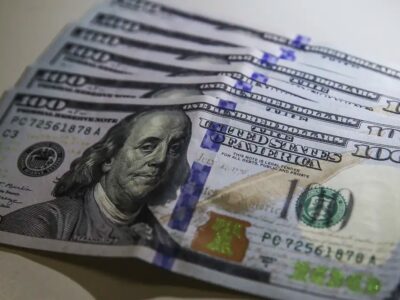Dólar a R$ 4,95, menor valor em 2 anos