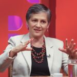 Repórter Heloísa Vilella é agredida por bolsonarista na Câmara