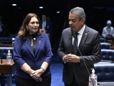 Bia Kicis protagoniza no Senado projeto contra dor crônica