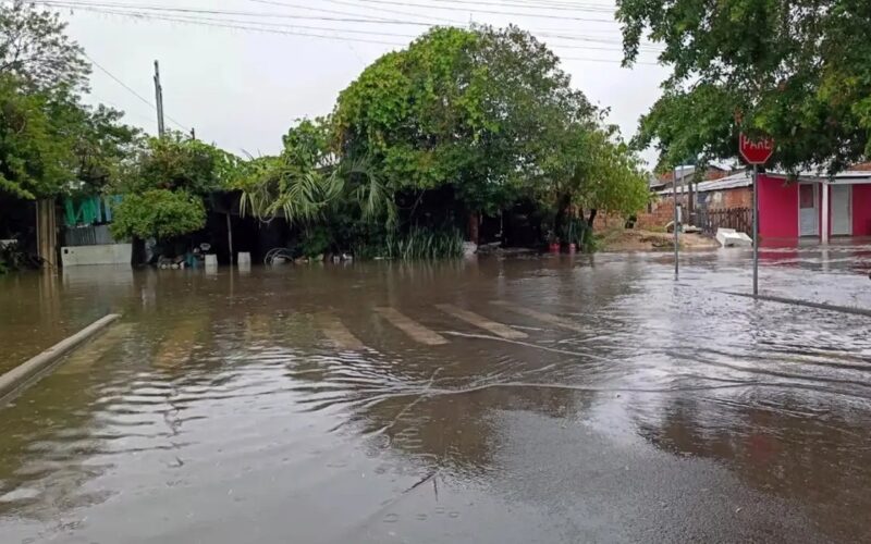 Chuvas no RS: 500 desalojados, emergência e rodovias interditadas
