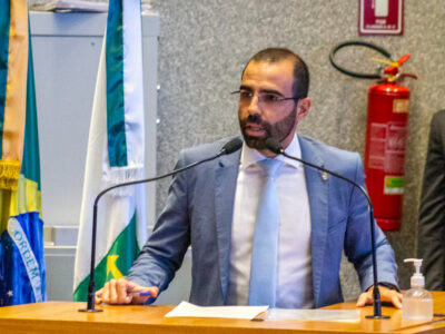 Lançamento de Manzoni a deputado terá Bia Kicis e Michelle
