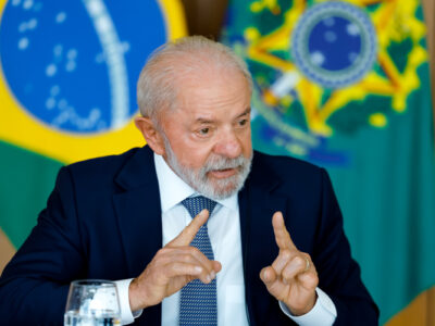 Lula recua de programa de devolução de celulares roubados