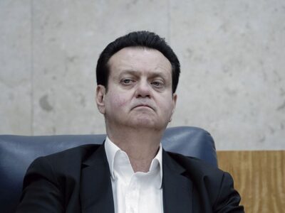 Mensagens indicam que Vorcaro pressionou Kassab para remover vídeo