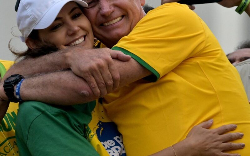 Michelle Bolsonaro: 'Não sei se terei quem cuide de mim