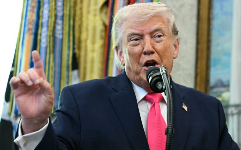 Trump revela salão na Casa Branca por quase US$ 400 milhões