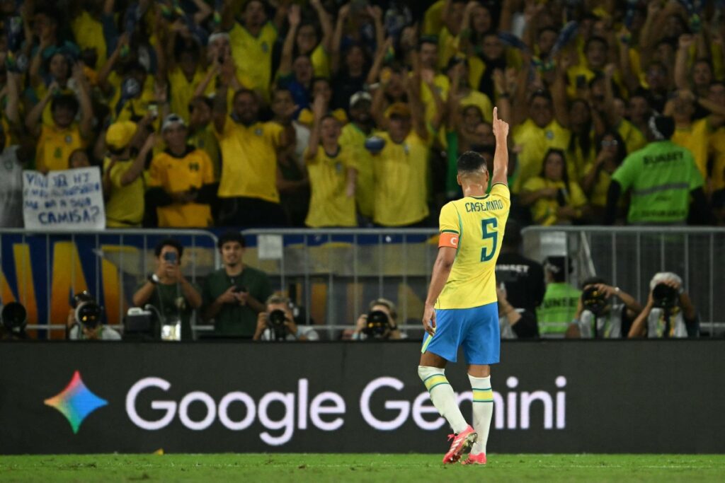 Brasil goleia, mas jogo expõe riscos antes da Copa