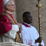 Papa promete mudanças na Igreja após reunião com vítimas de abusos