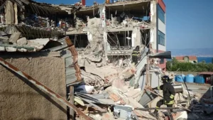 Terremoto de 4,7 na Itália deixa 8 feridos e causa danos
