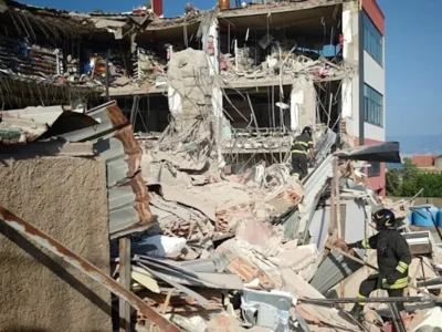 Terremoto de 4,7 na Itália deixa 8 feridos e causa danos