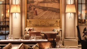 Paris: roteiro gastronômico de luxo surrealista