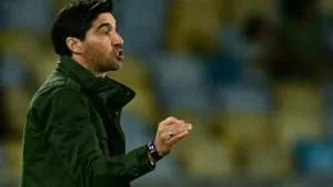 Abel admite má fase e cobra reação do Palmeiras no Brasileirão
