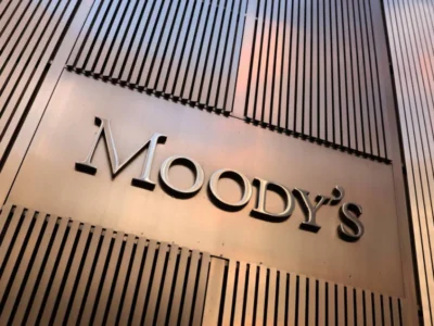 Moody’s: gastos rígidos e polarização travam ajuste fiscal na AL